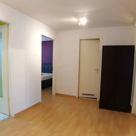 Apartment Lea Luxus-3-raum-wohnung Mit Tiefgarage *